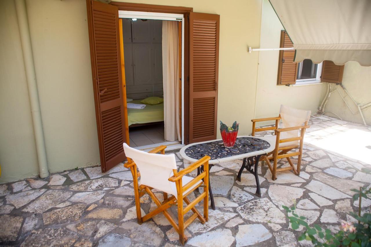Summer Holidays Никиана Экстерьер фото